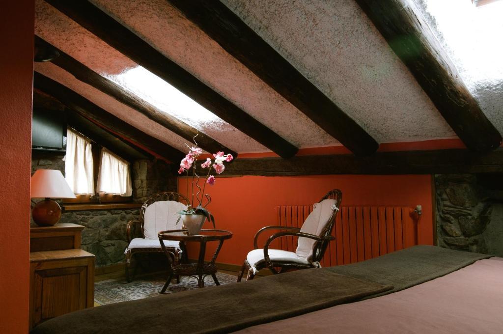 Hostal Cisco De Sans Andorra la Vella Rom bilde